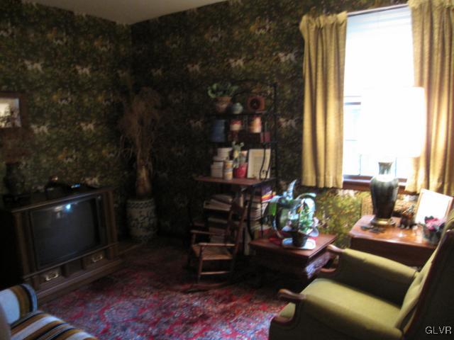4255 Wellesley Road Bethlehem, PA 18017 - Photo 19 of 27 Bedroom #2