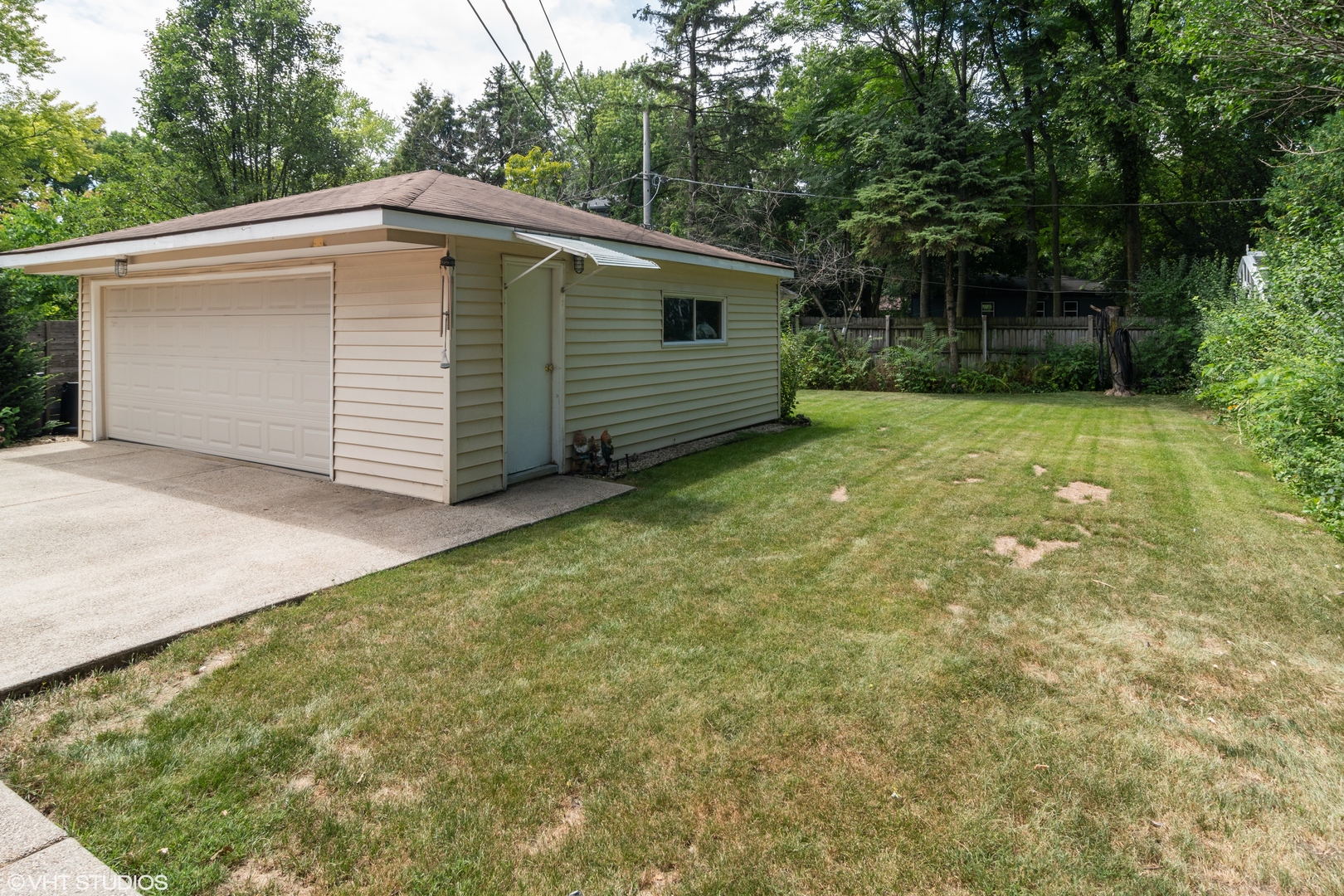56 North Cowley Road Riverside, IL 60546 - Photo 13 of 14