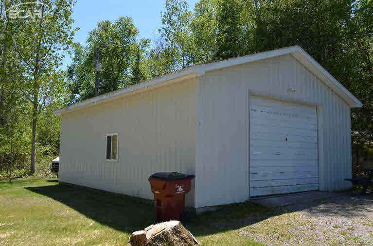 7304 Kauffman Road Presque Isle, MI 49777 - Photo 7 of 21 21299027-6.JPG