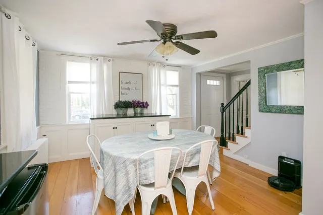 $4,500 | 1994 East Main Road, Portsmouth, RI 02871