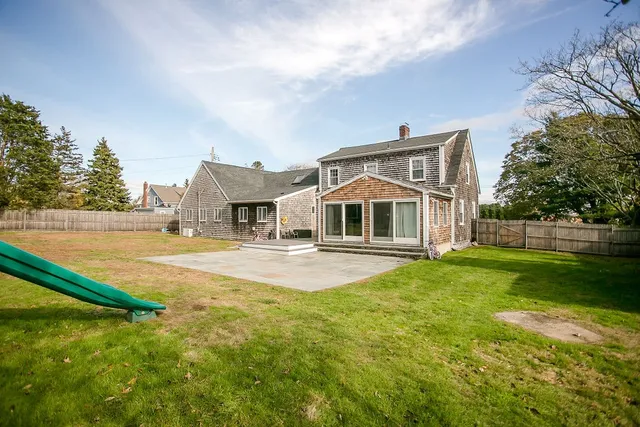 $4,500 | 1994 East Main Road, Portsmouth, RI 02871