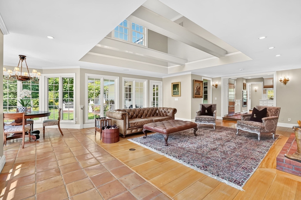 212 Springfield Street Wilbraham, MA 01095 - Photo 4 of 42
