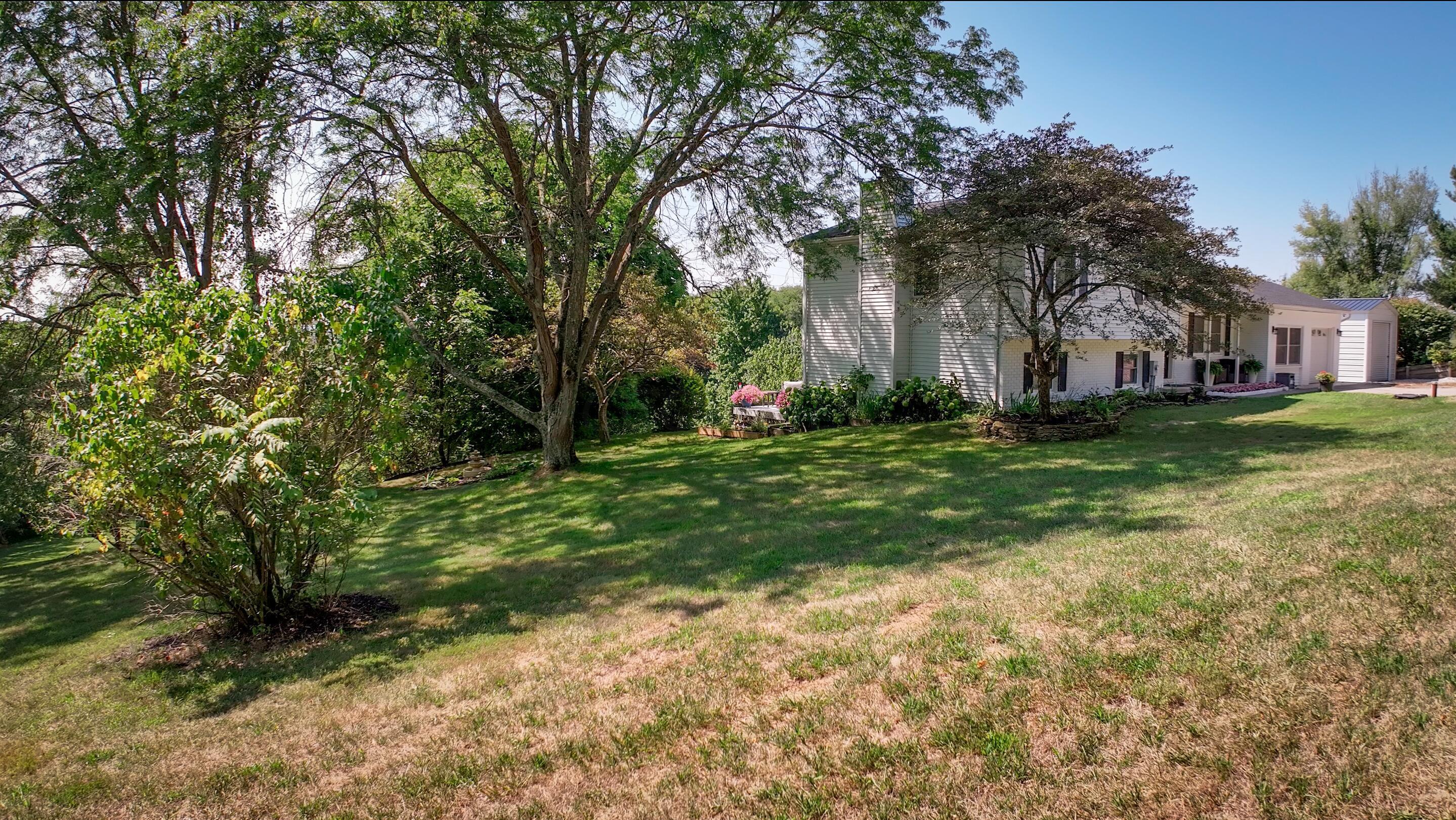 2420 James Road Granville, OH 43023 - Photo 33 of 39 Realtor Edit 10