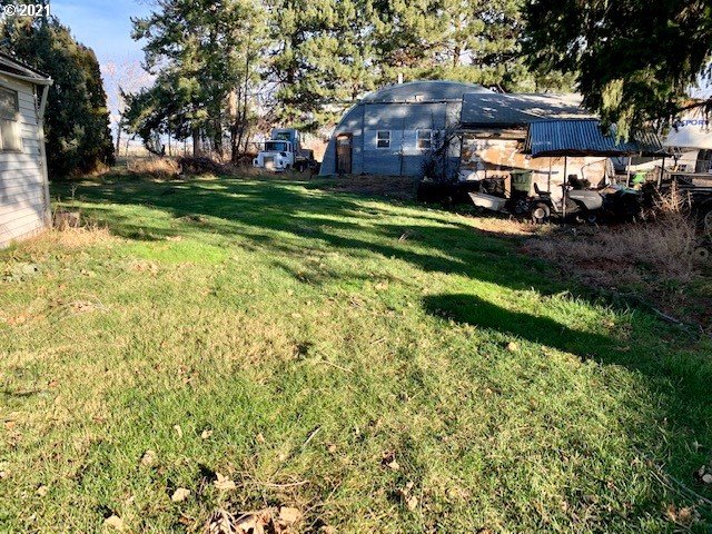 46488 Brahman Way Pendleton, OR 97801 - Photo 14 of 15 a view of house with a yard