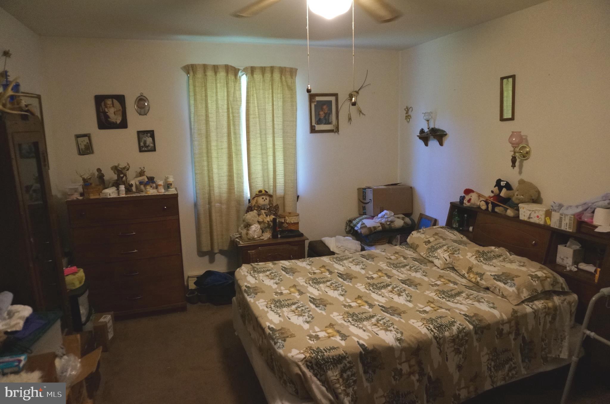 57 Devonshire Road Hagerstown, MD 21740 - Photo 8 of 22 57 Devonshire Rd 1st Floor Bedroom
