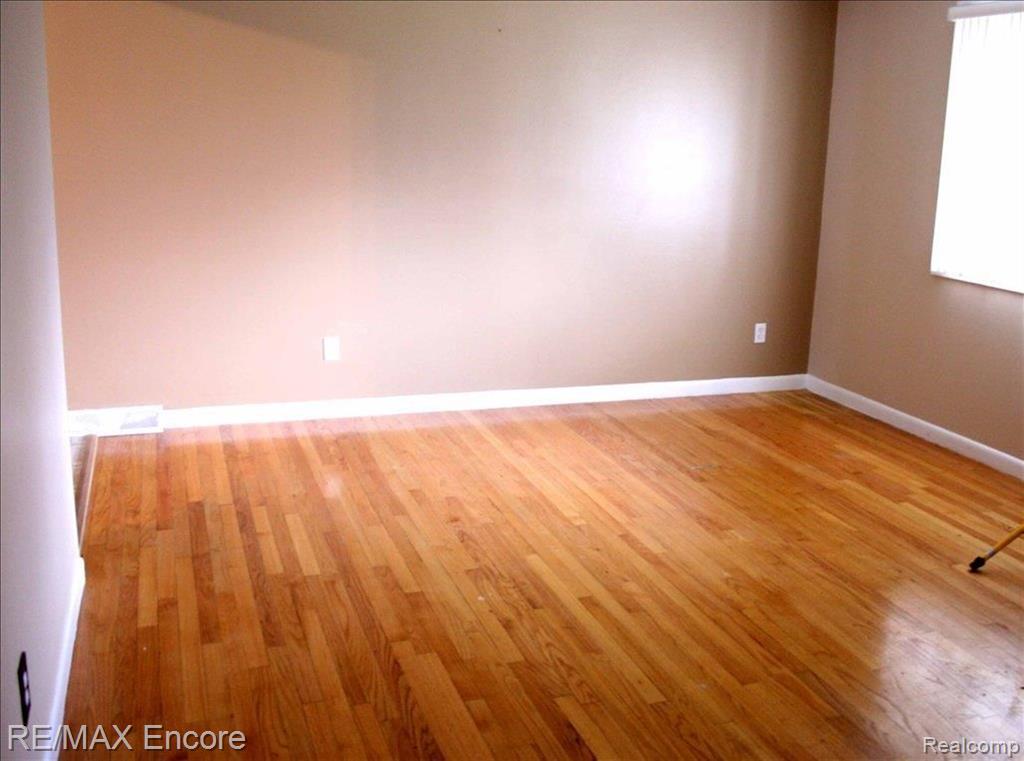 2633 Culbertson Avenue Rochester Hills, MI 48307 - Photo 11 of 11