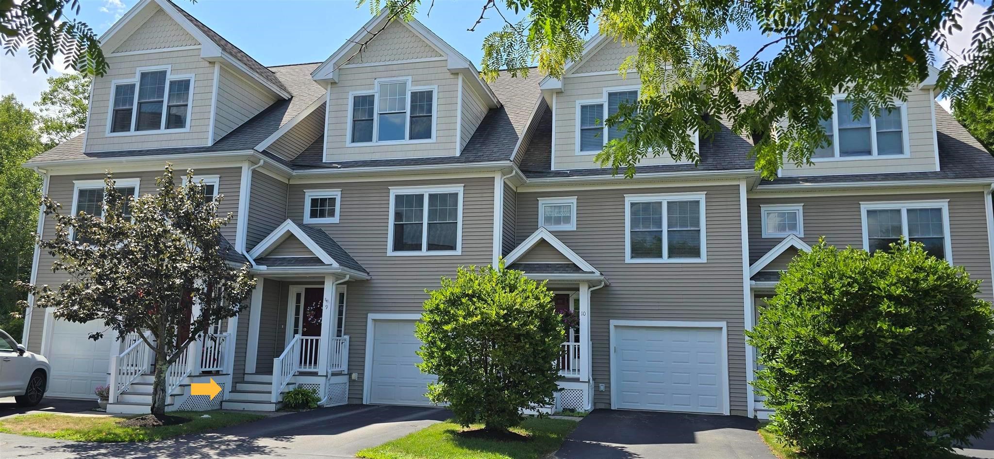 131 Court Street, Unit 9 Exeter, NH 03833 - Photo 1 of 28 Gallery Image 1