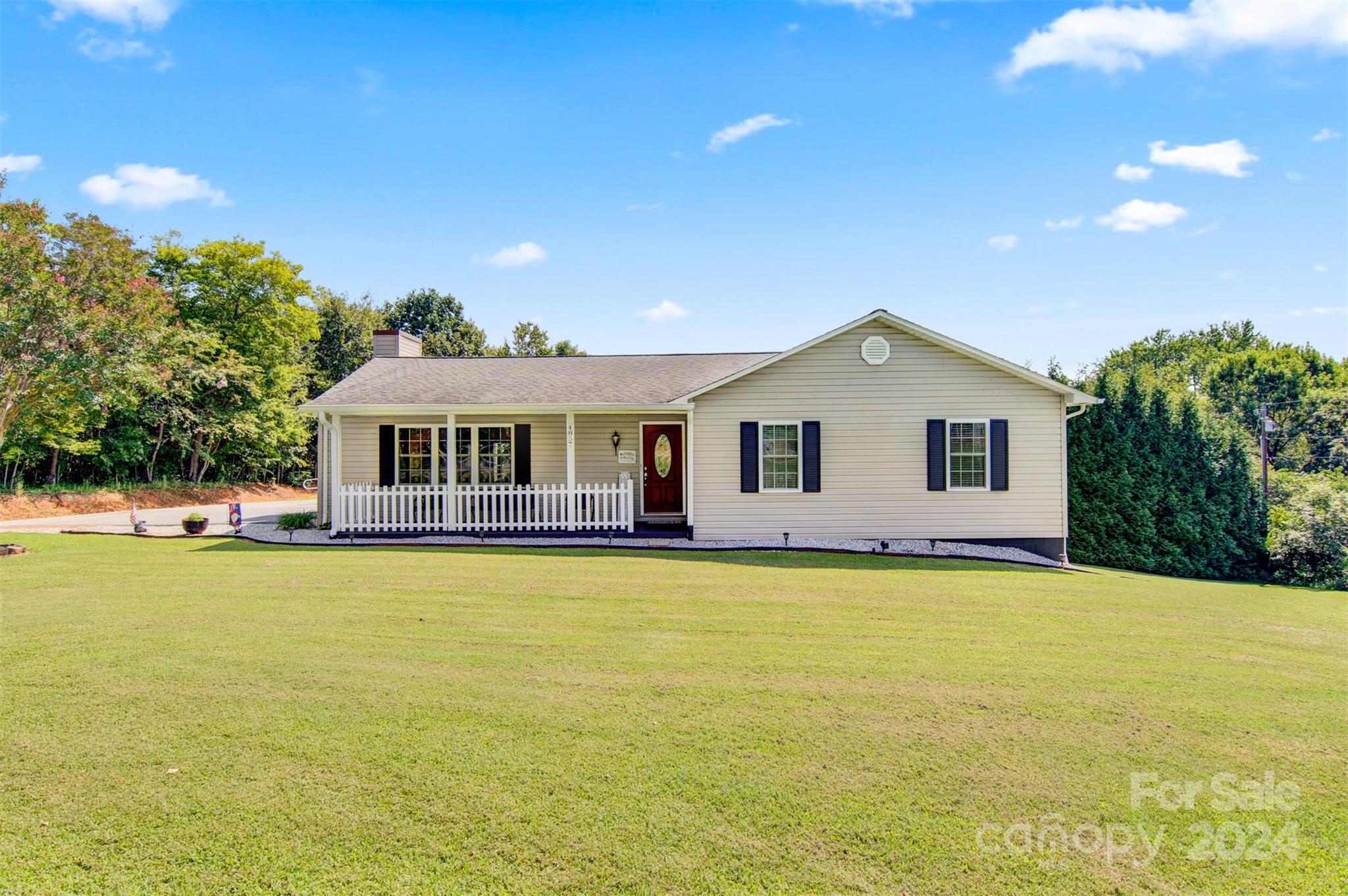 4857 Horseshoe Bend Road Hudson, NC 28638 - Photo 2 of 36 Gallery Image 2
