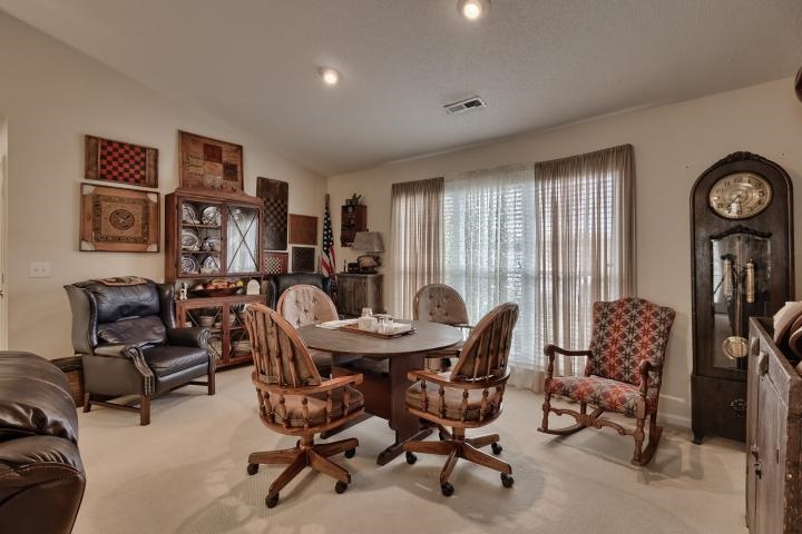4 Stone Meadow Road Greenville, SC 29615 - Photo 11 of 32 Gallery Image 11