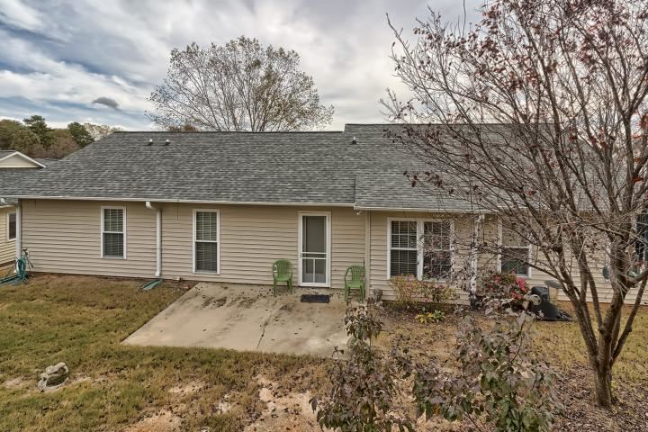 4 Stone Meadow Road Greenville, SC 29615 - Photo 31 of 32 Gallery Image 31