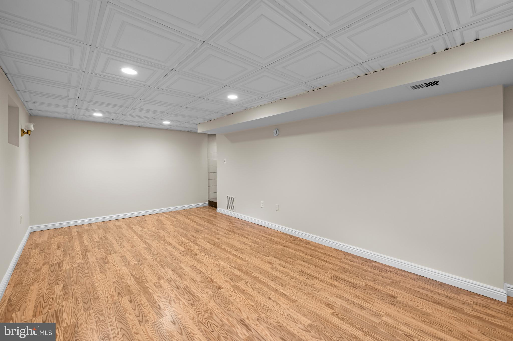 6915 Sydenstricker Road Springfield, VA 22152 - Photo 33 of 46 Gallery Image 33