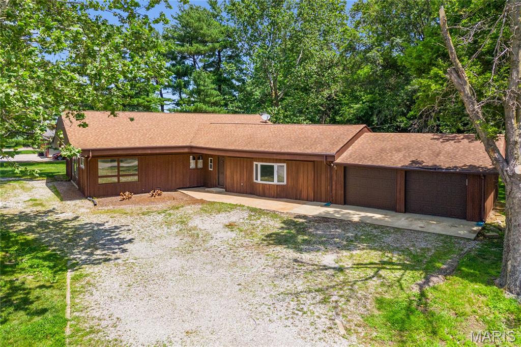 1021 Otter Road Trenton, IL 62293 - Photo 15 of 41 Gallery Image 15