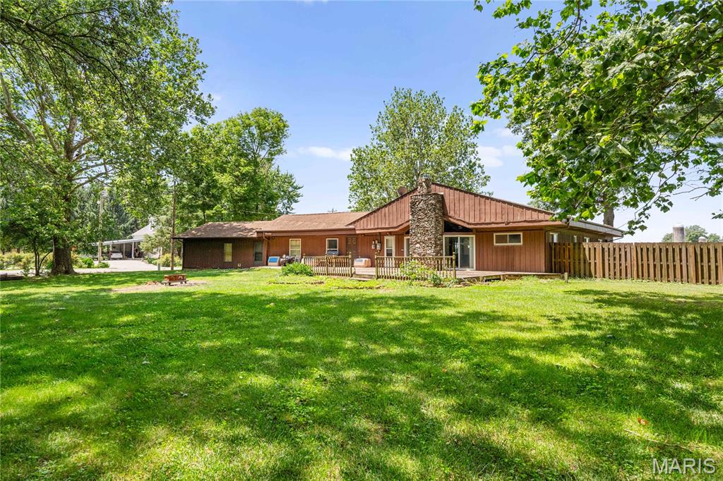 1021 Otter Road Trenton, IL 62293 - Photo 9 of 41 Gallery Image 9