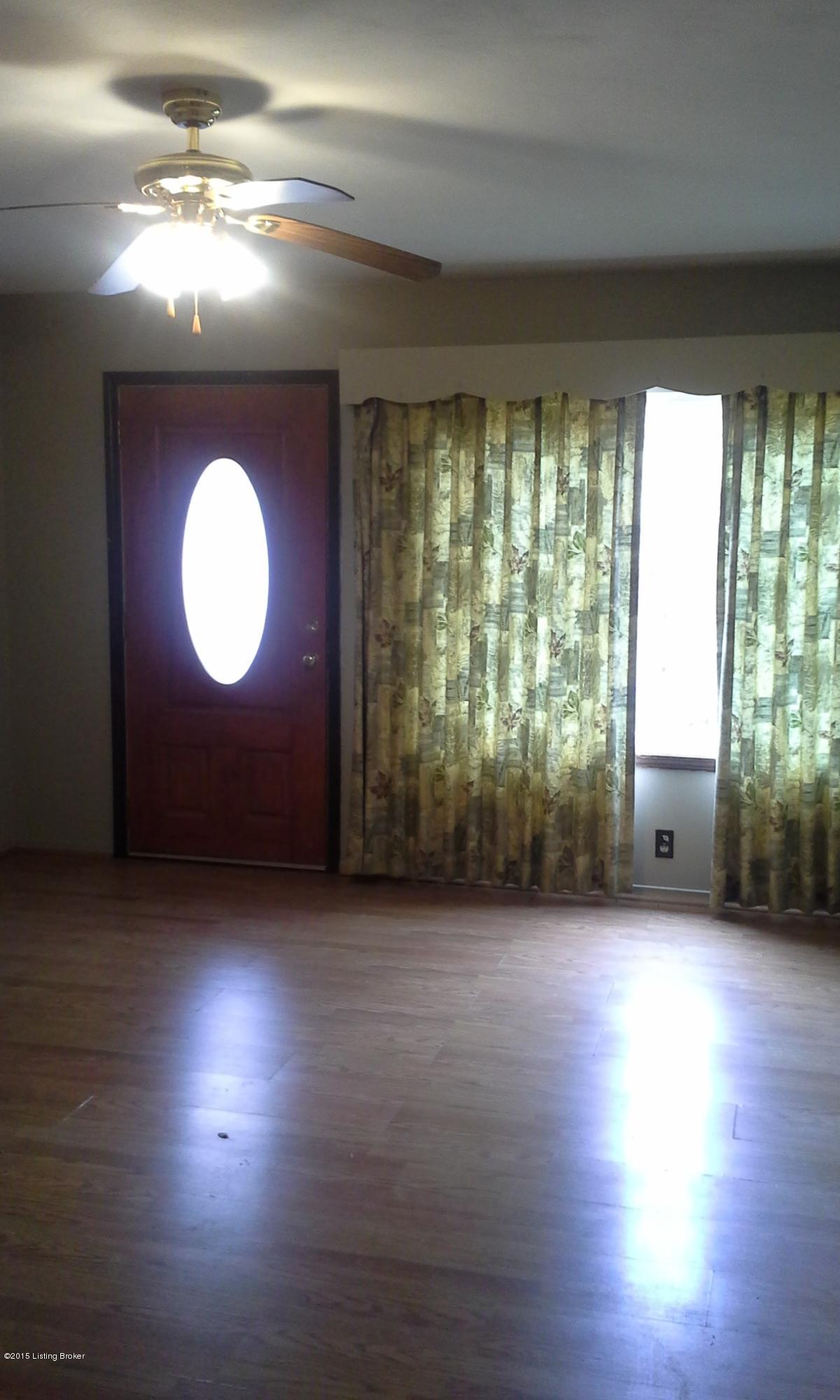 540 Icetown Road Boston, KY 40107 - Photo 18 of 24 540 living room 2