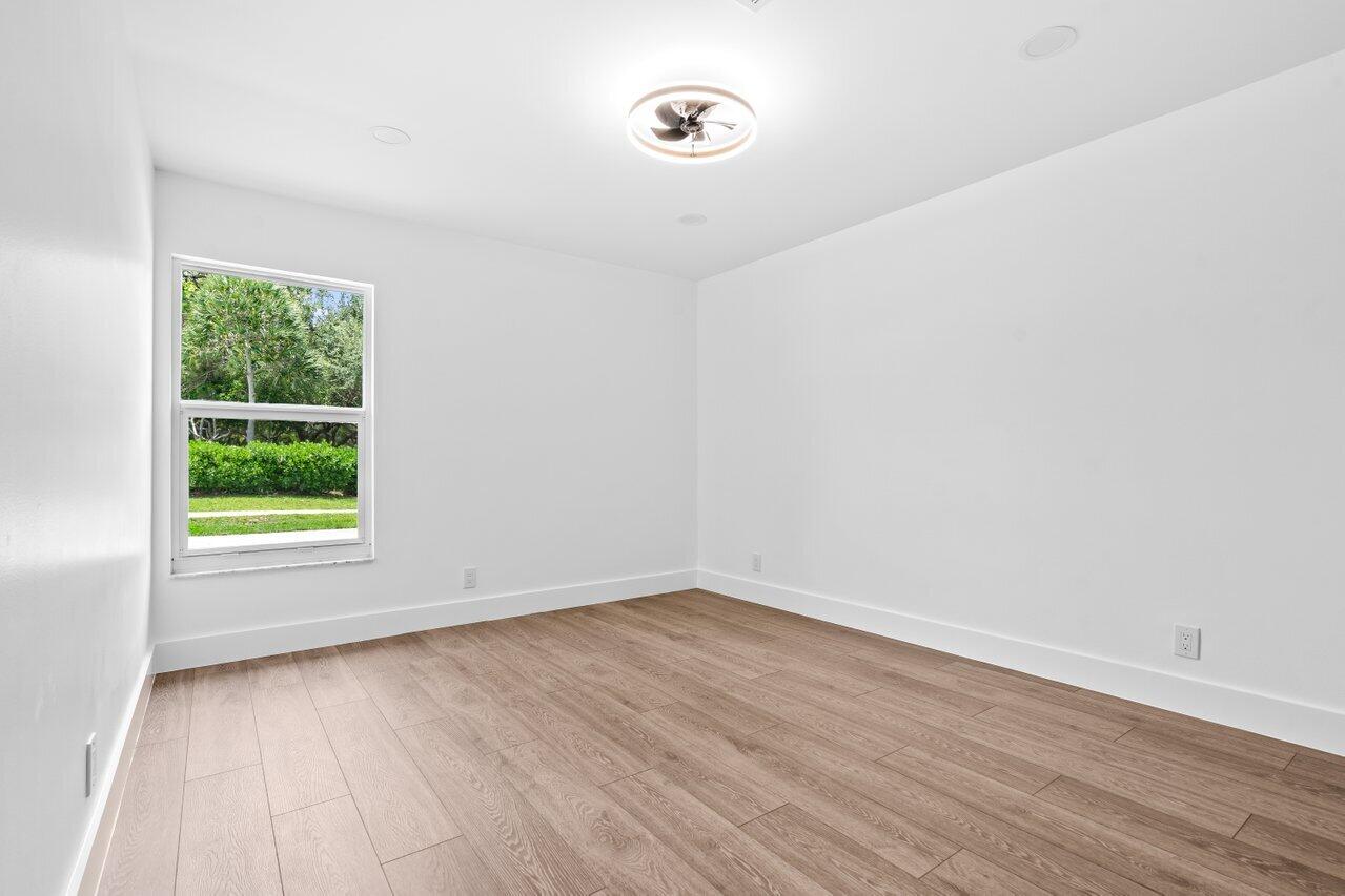 2399 Northwest 30th Street Boca Raton, FL 33431 - Photo 13 of 39 013-2399Northwest30thStreet-BocaRaton-FL