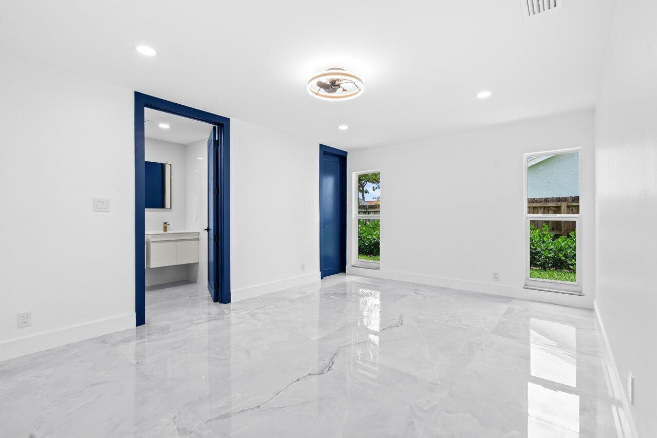 2399 Northwest 30th Street Boca Raton, FL 33431 - Photo 23 of 39 023-2399Northwest30thStreet-BocaRaton-FL