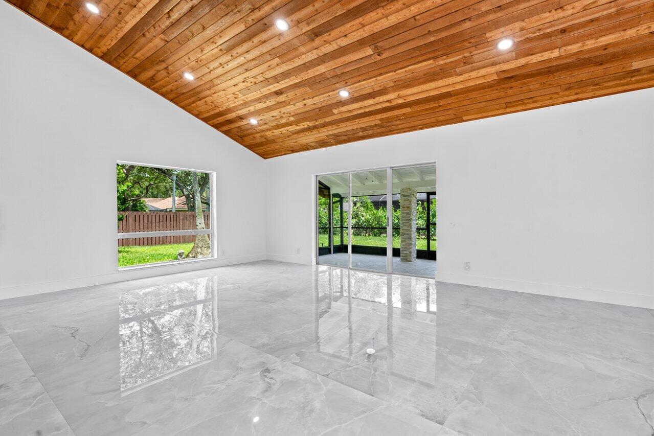 2399 Northwest 30th Street Boca Raton, FL 33431 - Photo 5 of 39 005-2399Northwest30thStreet-BocaRaton-FL