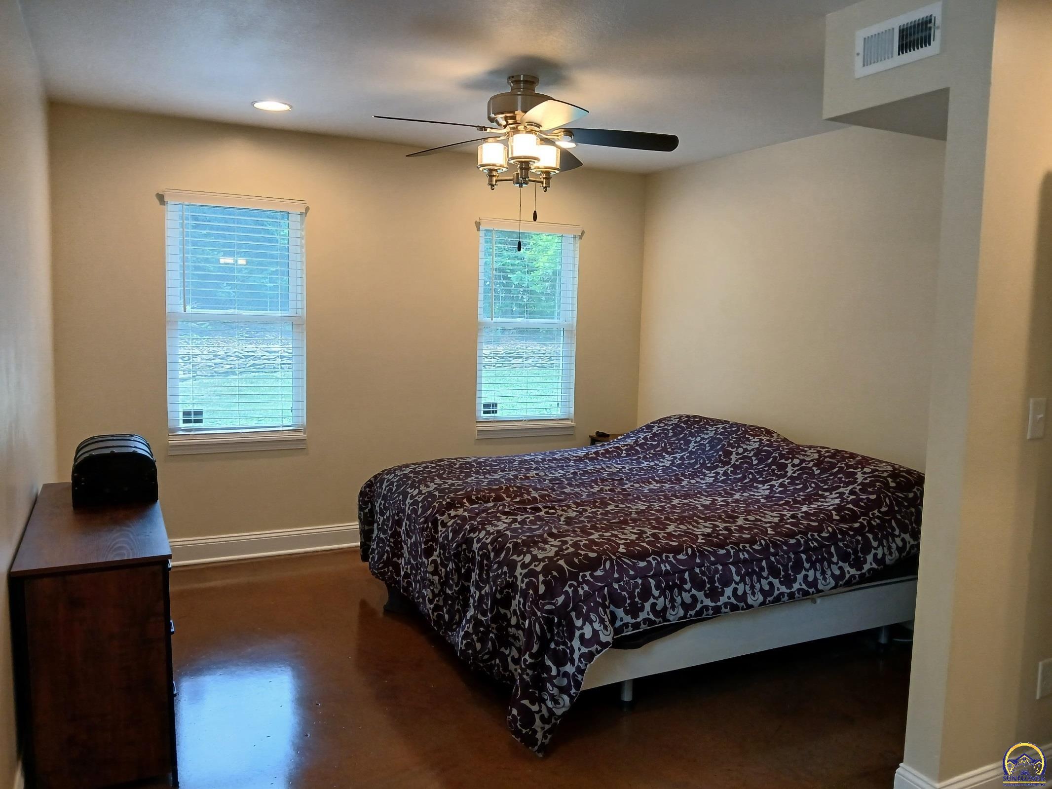 301 Southwest Yorkshire Road Topeka, KS 66606 - Photo 55 of 82