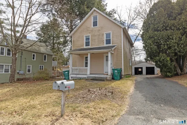 $319,900 | 26 Stoddard Street, Seymour, CT 06483
