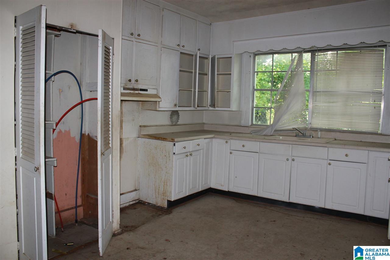 4712 Avenue R Birmingham, AL 35208 - Photo 8 of 15