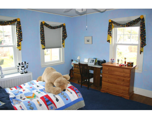 49 HillsView Road Milton, MA 02186 - Photo 11 of 15 Gallery Image 11