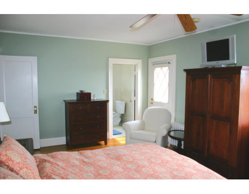 49 HillsView Road Milton, MA 02186 - Photo 9 of 15 Gallery Image 9