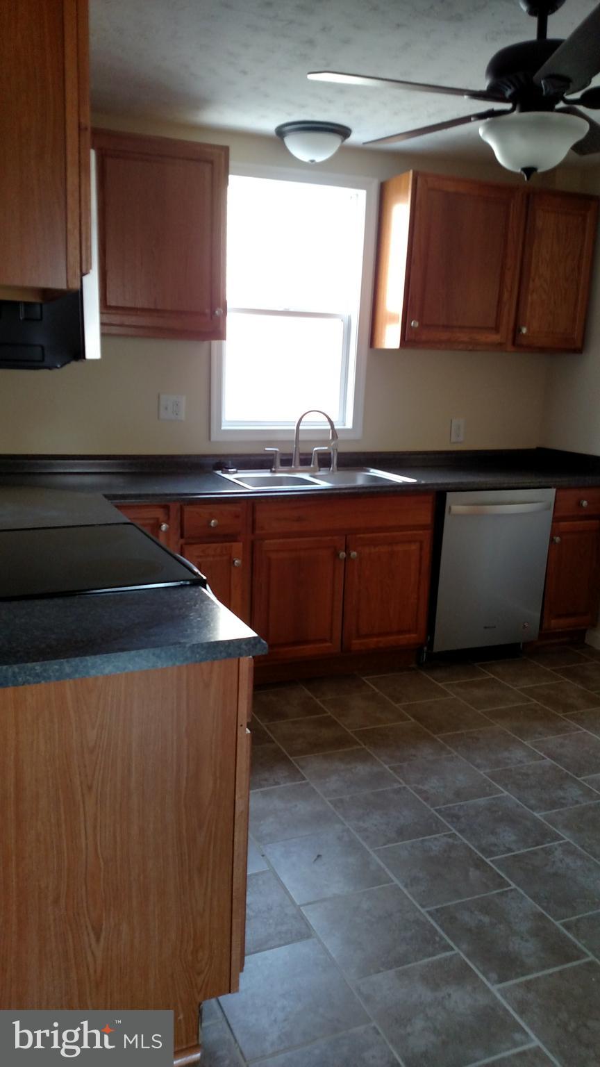 1052 Old Hanover Road Spring Grove, PA 17362 - Photo 13 of 47