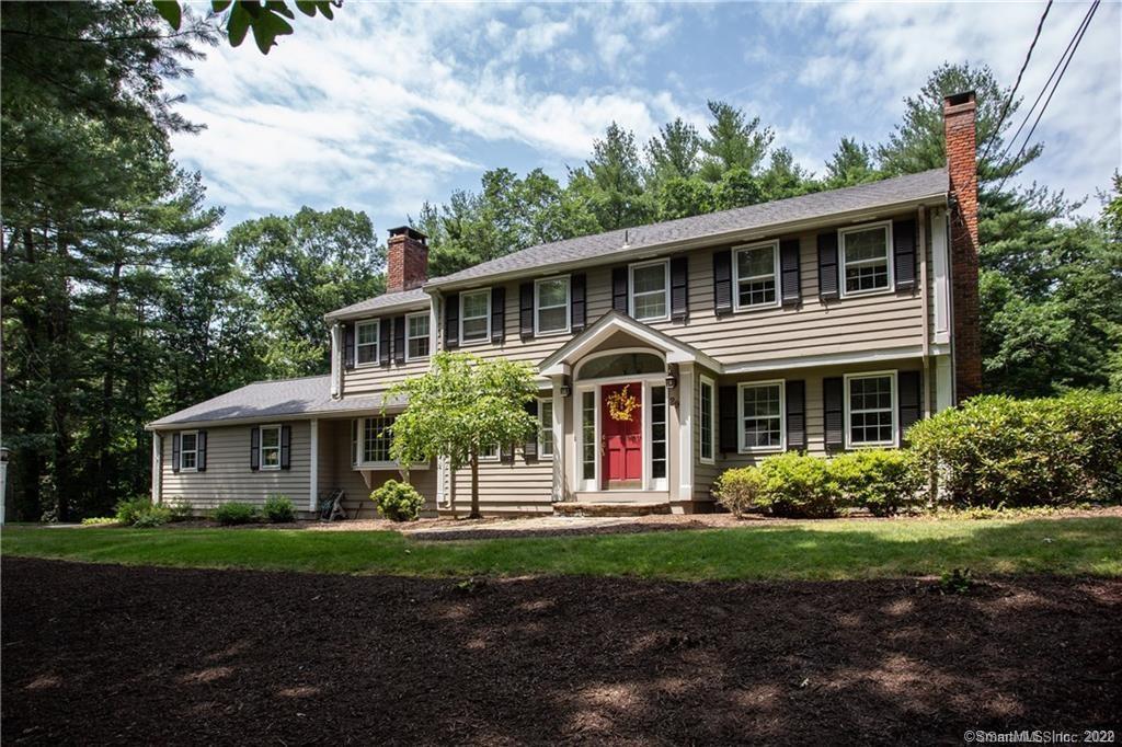 29 Drumlin Road Simsbury, CT 06092 - Photo 1 of 1 Welcome home to 29 Drumlin Rd. This spacious 5BR Colonial is nestled in a quiet, sought-after W. Simsbury neighborhood near shopping, restaurants, walking/hiking trails, and more! Interior pictures coming soon!