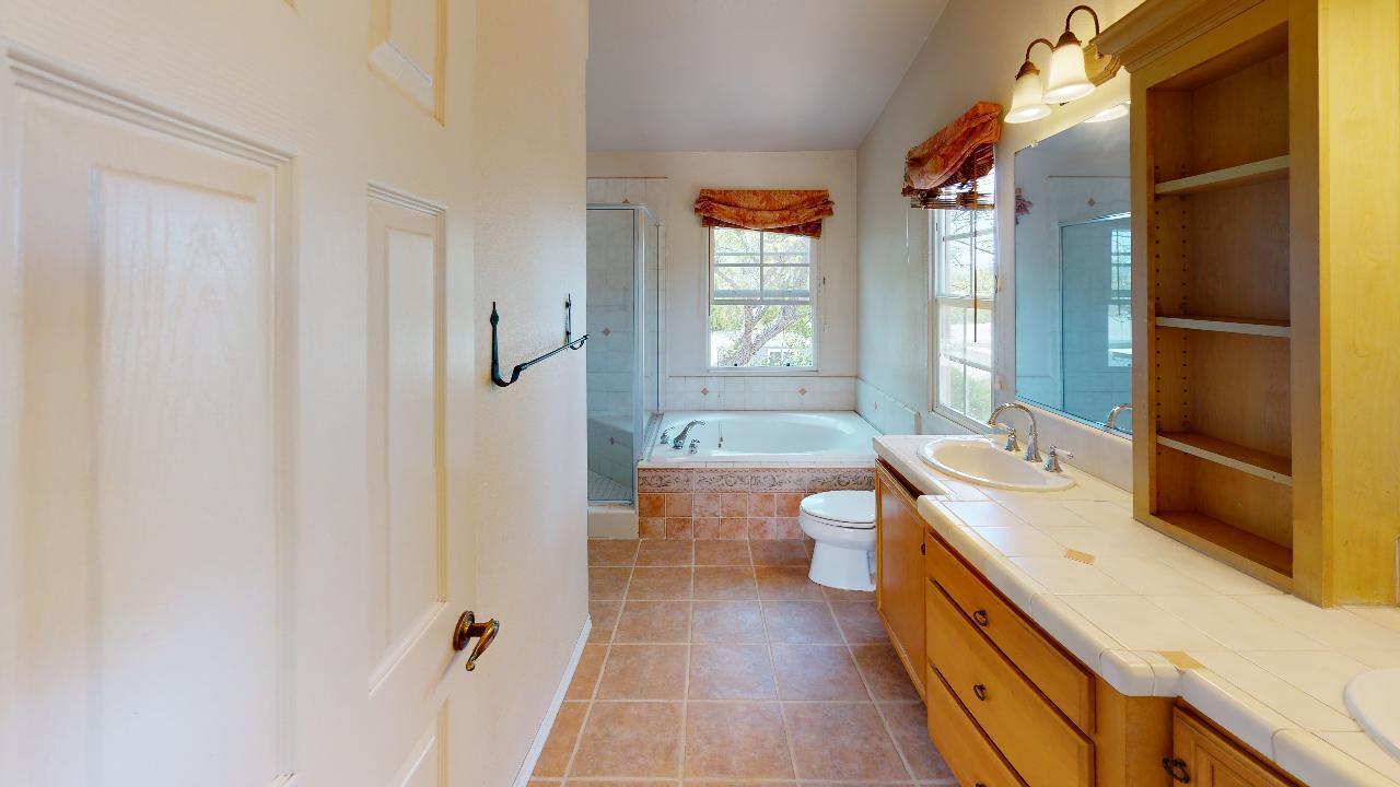 3991 La Colina Road Santa Barbara, CA 93110 - Photo 25 of 38 3999-La-Colina-Rd-Bathroom
