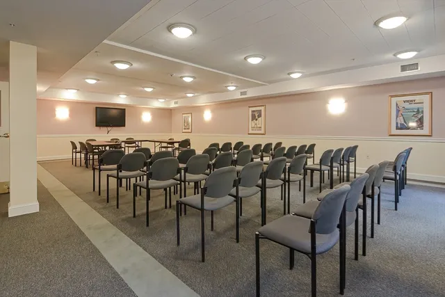 $375,000 | 34 Meeting House Lane, Unit 208, Stow, MA 01775