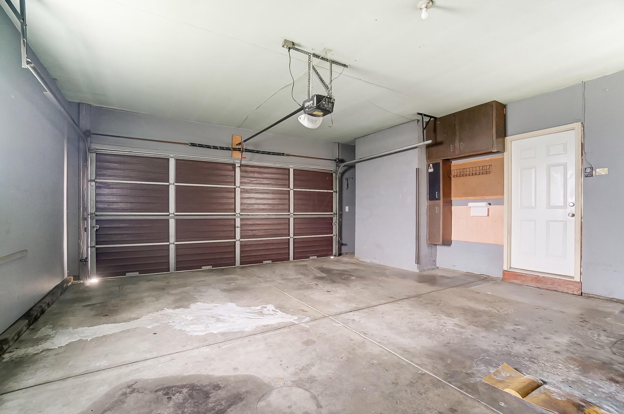 3852 Beulah Road Columbus, OH 43224 - Photo 39 of 44 2 Car Garage