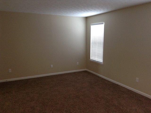 5323 Rivers Edge Boulevard Dayton, OH 45414 - Photo 2 of 10