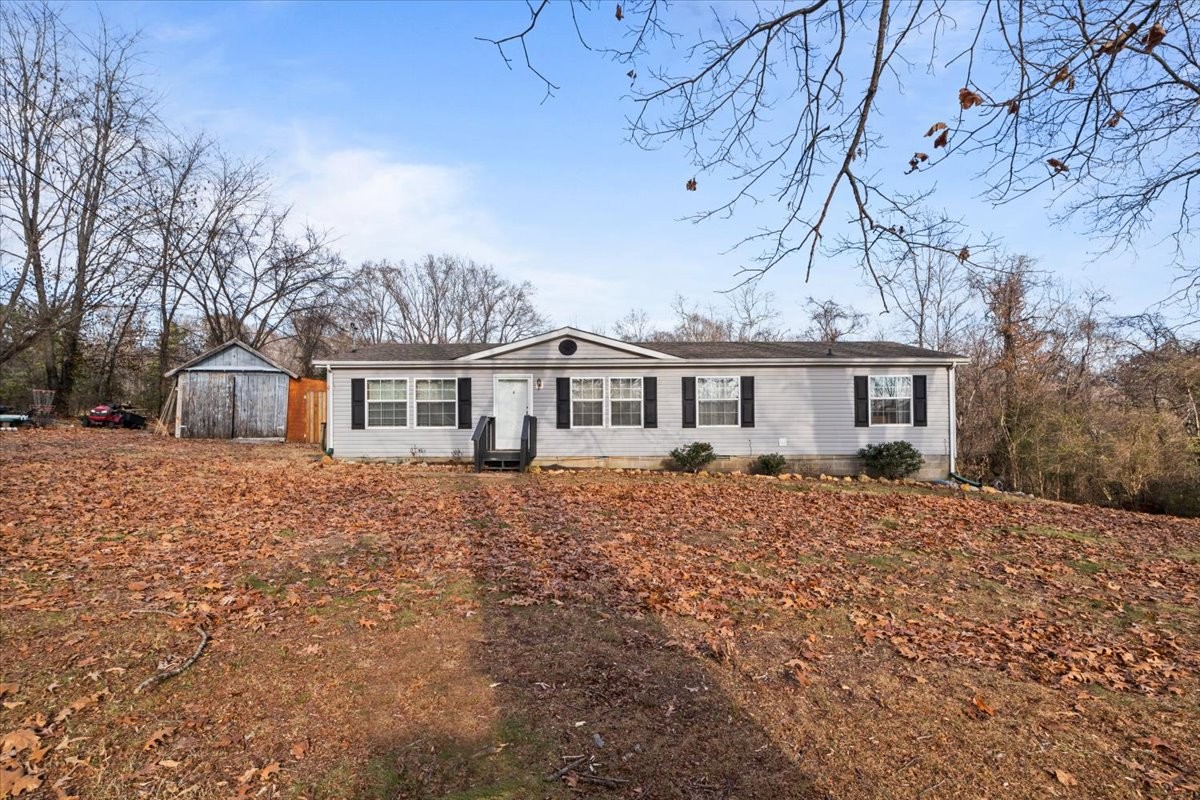 2937 Marthas Chapel Road Cunningham, TN 37052 - Photo 35 of 42