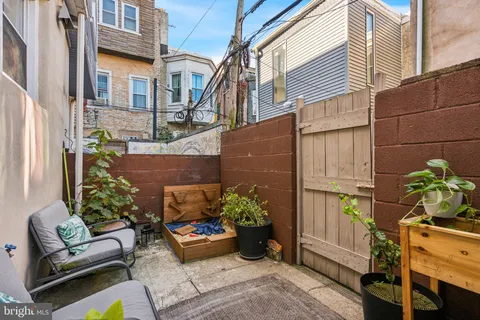 $332,500 | 1836 South Hicks Street, Philadelphia, PA 19145