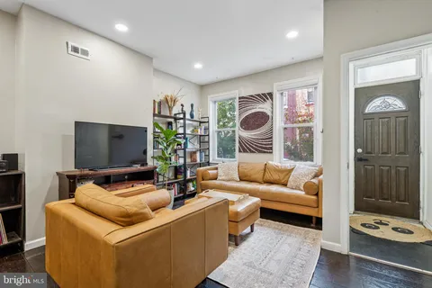 $332,500 | 1836 South Hicks Street, Philadelphia, PA 19145