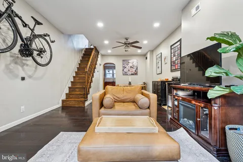 $332,500 | 1836 South Hicks Street, Philadelphia, PA 19145