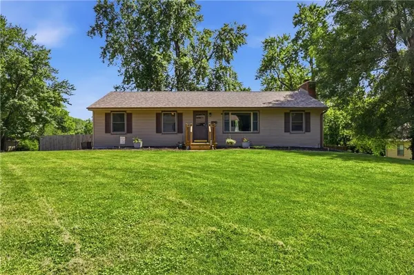 $225,000 | 10709 East 70th Terrace, Raytown, MO 64133