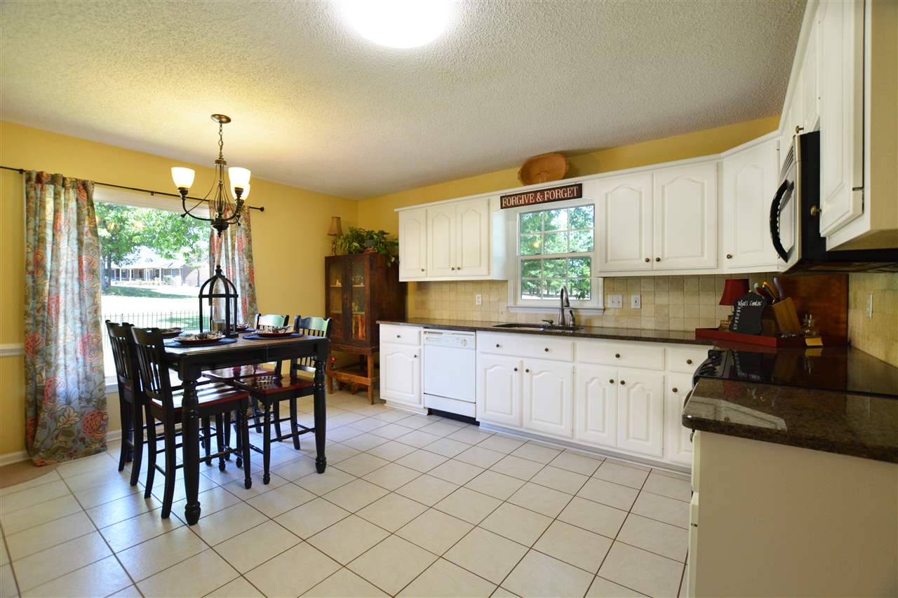 225 Burntwood Lane Inman, SC 29349 - Photo 16 of 22 Kitchen