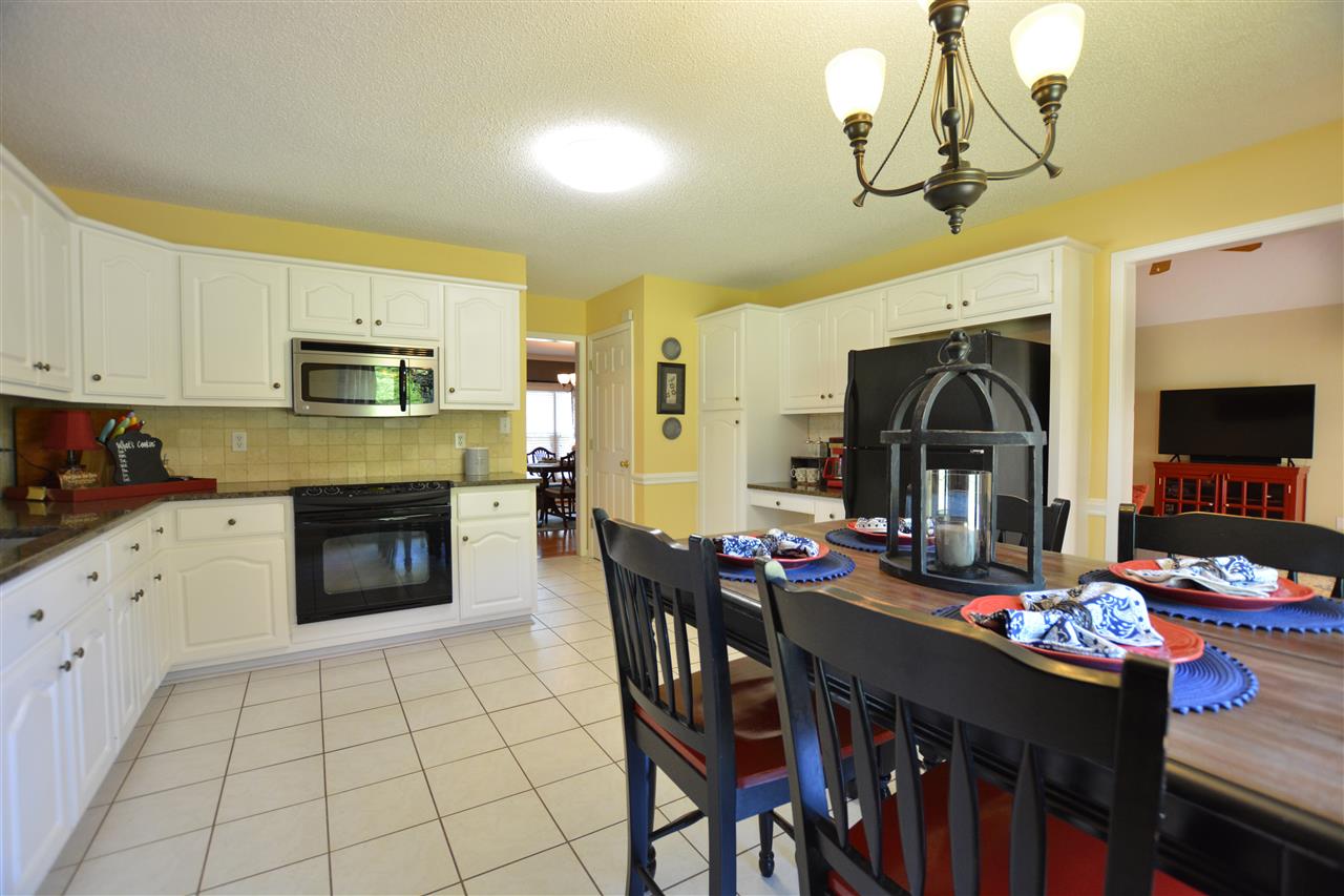 225 Burntwood Lane Inman, SC 29349 - Photo 17 of 22 Kitchen