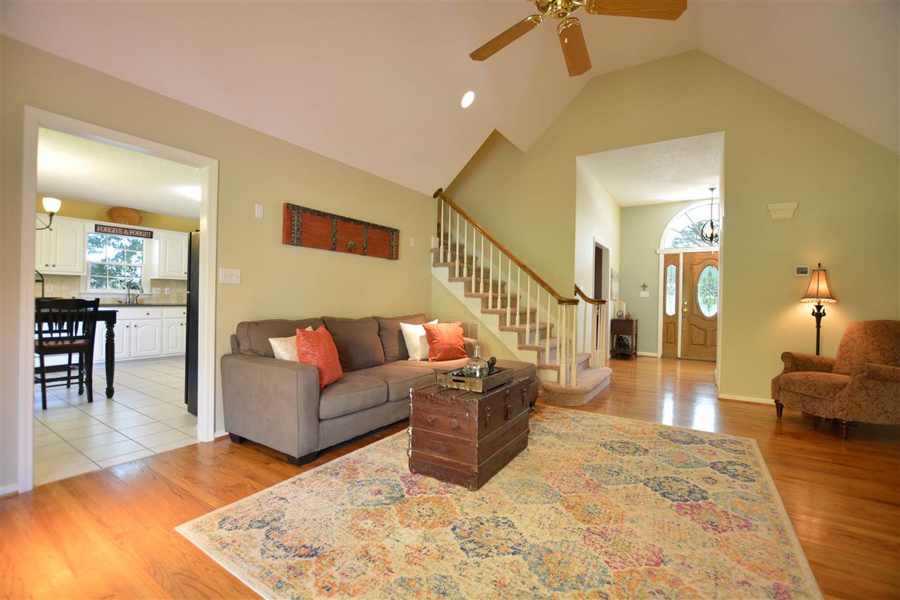 225 Burntwood Lane Inman, SC 29349 - Photo 7 of 22 Living Room