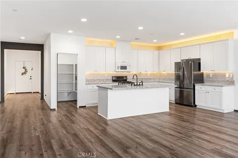 $519,900 | 931 Bordeaux Lane, San Jacinto, CA 92582
