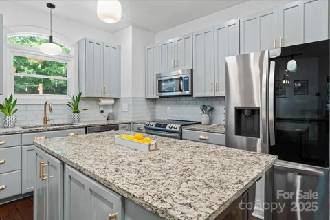 $650,000 | 173 Crosscut Drive, Denver, NC 28037