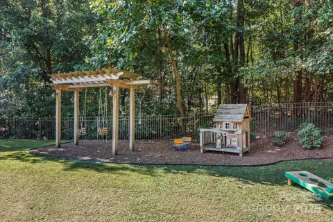 $650,000 | 173 Crosscut Drive, Denver, NC 28037