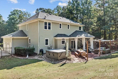 $650,000 | 173 Crosscut Drive, Denver, NC 28037