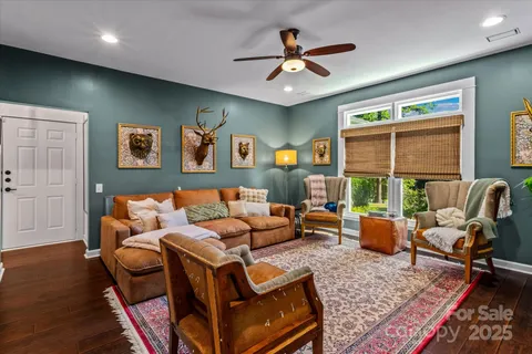 $650,000 | 173 Crosscut Drive, Denver, NC 28037