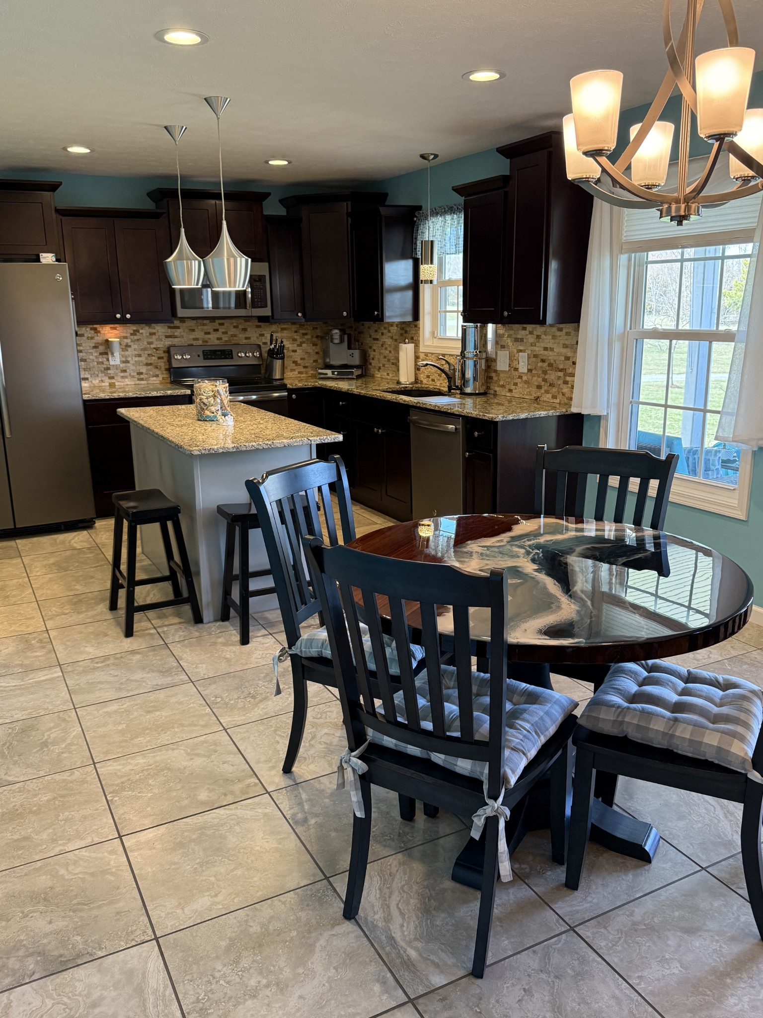 330 North Centerpoint Road Portland, TN 37148 - Photo 14 of 28 a view of a dining room with furniture