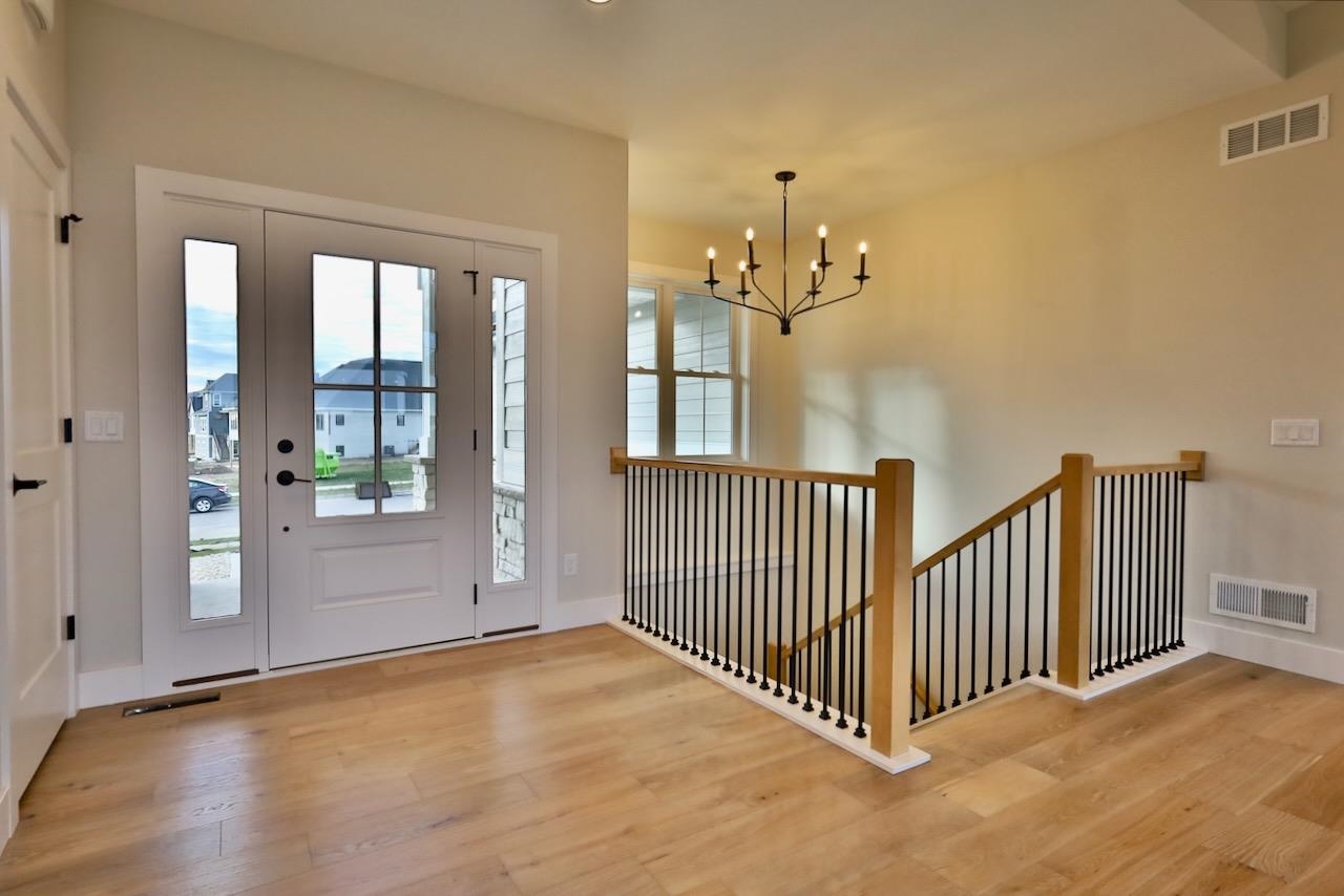 1602 Schreiner Waunakee, WI 53597 - Photo 3 of 67