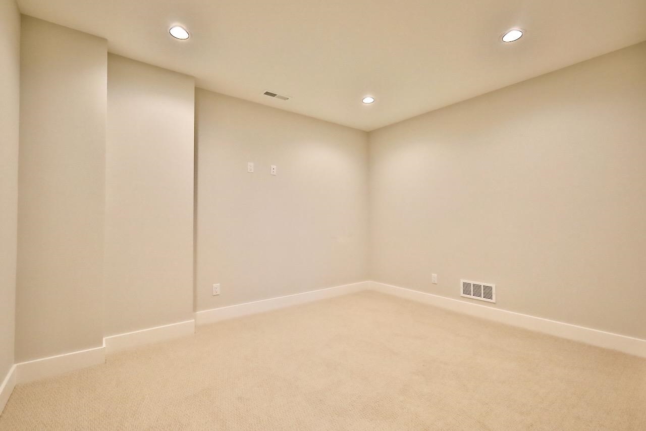 1602 Schreiner Waunakee, WI 53597 - Photo 56 of 67