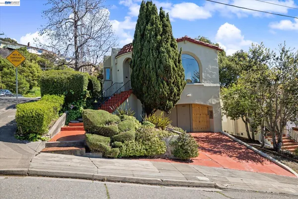 $479,000 | 2972 El Monte Avenue, Oakland, CA 94605