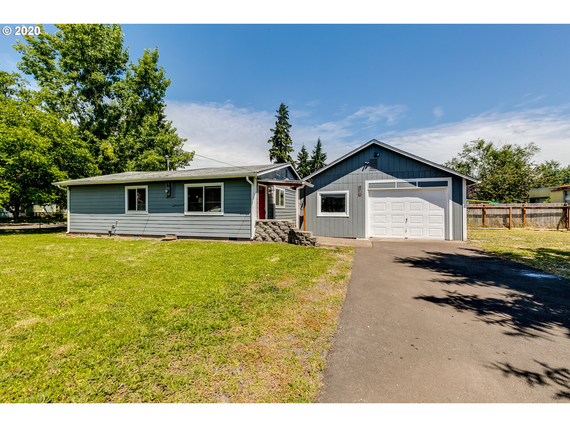 4910 D Street Springfield, OR 97478 - Photo 2 of 21
